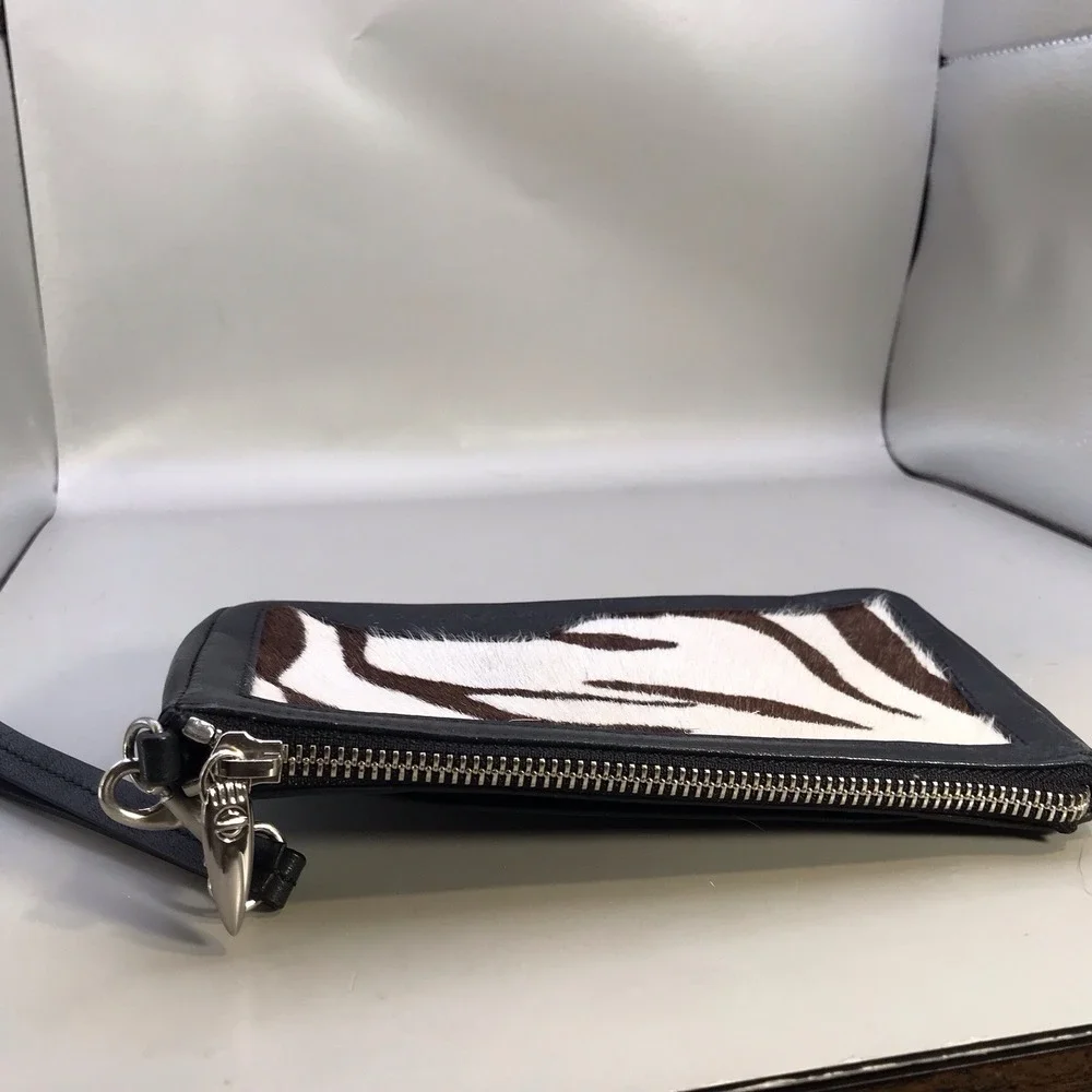 Harley Davidson Genuine Full Grain Leather With Cow Hide Wristlet Attached Mirro